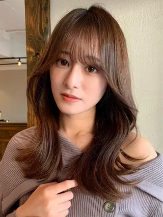 ロング カラー 透明感/オリーブ/ グレージュ/YUKAのヘアスタイル