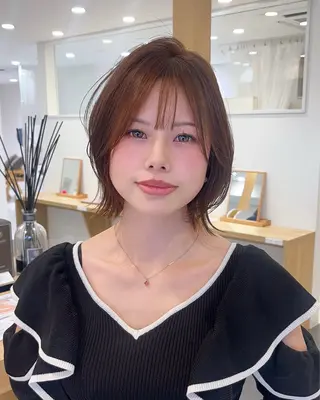 ショート カラー MIZUKI🫧ྀི 韓国ヘアAFLOATのヘアスタイル