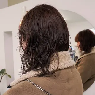 ミディアム パーマ メンズハイトーン/栄 /イトウタケルのヘアスタイル