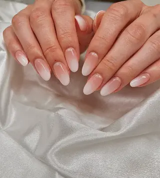 ミディアム Silent /話さないネイルサロン所属・Silent 話さないネイルサロンのネイルデザイン