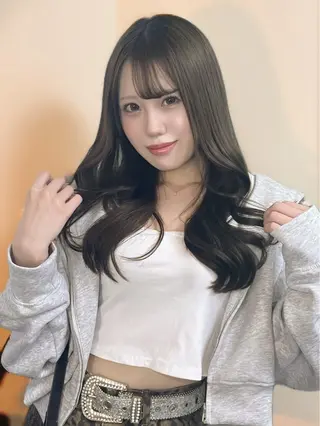 セミロング 羽鳥 菜々子のヘアスタイル