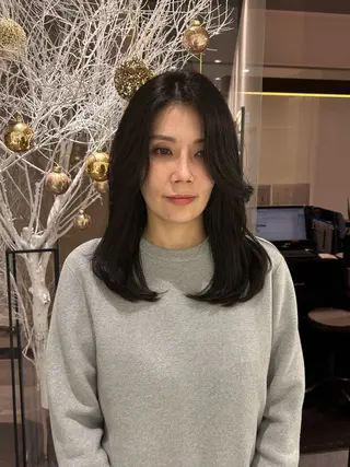 ロング 中原 優美のヘアスタイル