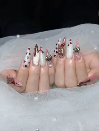 ネイル Julli ジュリのネイルデザイン