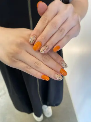 ネイル whitepaper 🔷IZUMIのネイルデザイン