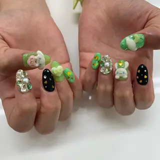 ネイル 五十嵐 美智のネイルデザイン