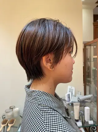 ショート ボブ ホノカのヘアスタイル