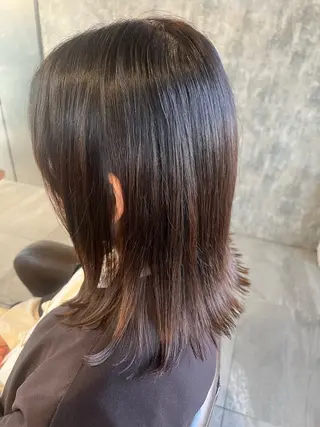 ミディアム シャドールーツ earth　深川愛実のヘアスタイル