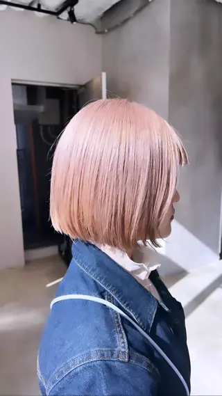 カラー カラースペシャリスト ・齊藤 羽瑠輝のヘアスタイル