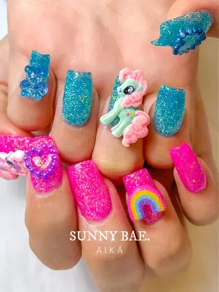 ミディアム ネイル SUNNY BAE.所属・Made By AIKAのネイルデザイン