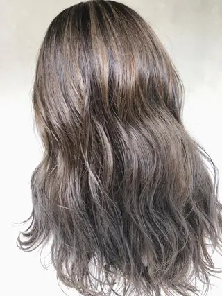 セミロング カラー LA KING GINZA TOKYO所属・🧡ショートの達人 🧡SHOのヘアスタイル