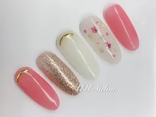 ネイル UU Salon所属・UU ゆきのネイルデザイン