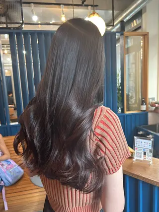 ロング Stoop所属・伊賀 海優のヘアスタイル