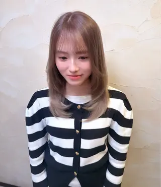 セミロング Moremuu/ MAIKA🎀のヘアスタイル