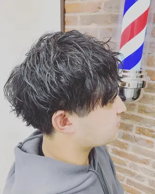 ミディアム パーマ 嶋 悠哉のヘアスタイル