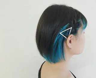 カラー ショート 透明感ハイライト◎ 伊藤夏海のヘアスタイル