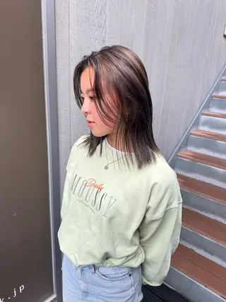 ミディアム 似合わせレイヤー 海外風レイヤーmioのヘアスタイル