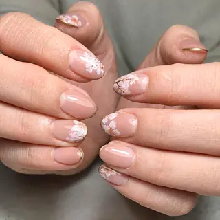 ネイル atelier　FIORITURA所属・FIORITURA aiのネイルデザイン