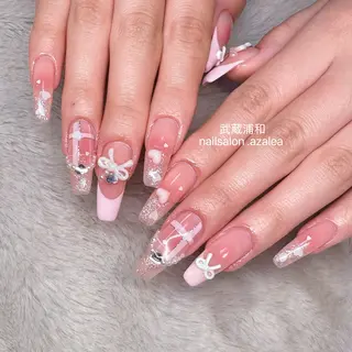 ネイル R inのネイルデザイン