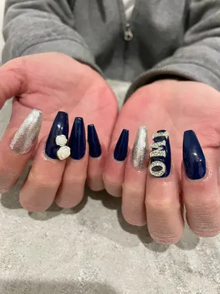 ネイル Raviliss ♡のネイルデザイン