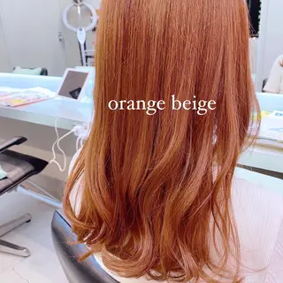 セミロング カラー 岡野 静華のヘアスタイル