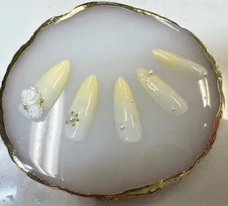 ネイル Queeens nailのネイルデザイン