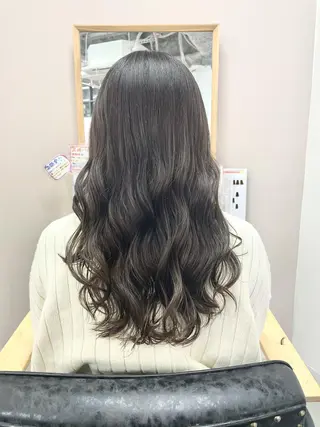 ロング カラー 色白に見える暗髪 梅田・増田のヘアスタイル