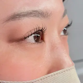 パーマ ANY Eyelash筑紫口店所属・ANY 筑紫口店 Misakiのマツエク・マツパデザイン