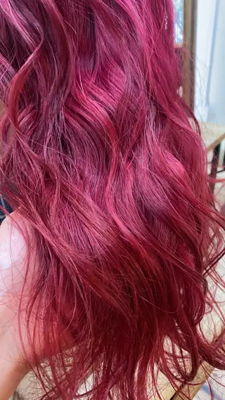 ロング おおつき ありかのヘアスタイル