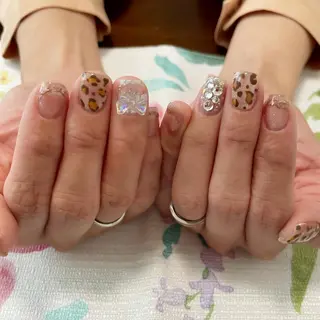 ネイル la floraison のネイルデザイン