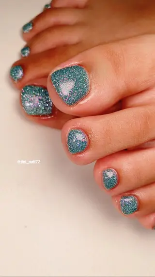 ネイル JINI NAIL所属・ジニ ネイルのネイルデザイン