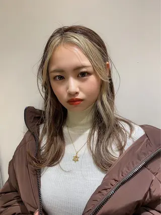 ミディアム カラー ヘアアレンジ fiica （フィーカ）所属・金子侑史 /縮毛矯正の人のヘアスタイル