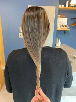 ロング カラー ハイトーン/ボブ/ レイヤー💫カイセイのヘアスタイル