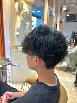 パーマ メンズ うしだ かおるのヘアスタイル