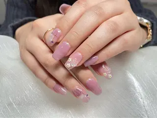 ネイル Ui_Amor (パラジェル)のネイルデザイン