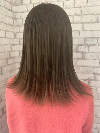 ミディアム カラー ✂️小顔カット✂️ 山本有紀のヘアスタイル