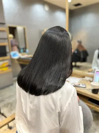 カラー 中川 諒祐のヘアスタイル