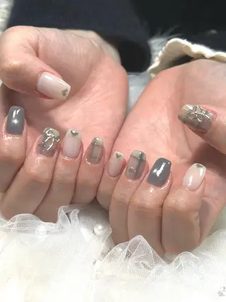 ネイル Allybell🫧 Ayakaのネイルデザイン