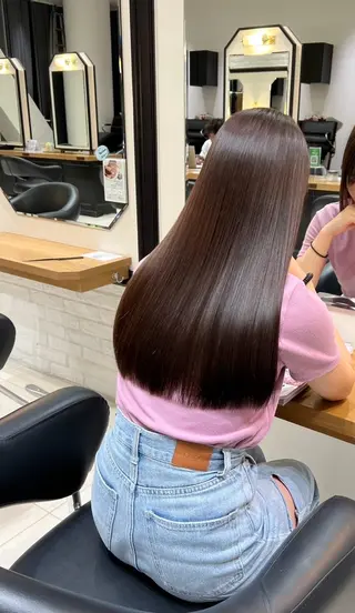 ロング Reira 【GRANMASH】のヘアスタイル