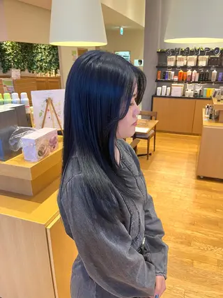 カラー 梶原 美保のヘアスタイル