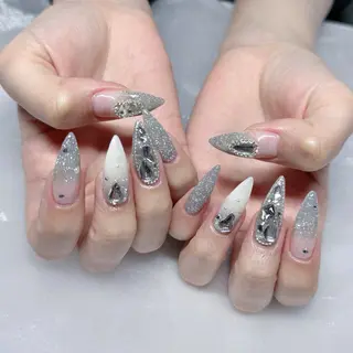 ネイル Yudia Minoriのネイルデザイン