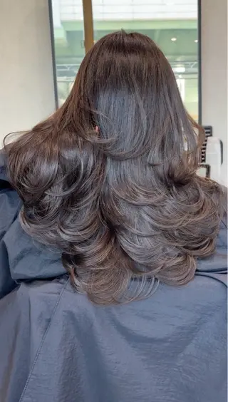 ロング 心斎橋/海外レイヤー 募集中三好玲奈のヘアスタイル