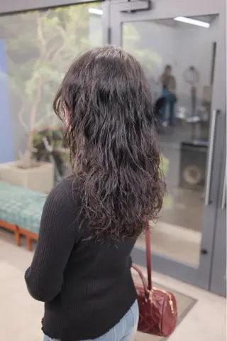 ロング パーマ 【お洒落パーマ】 Elme　肥塚康汰郎のヘアスタイル