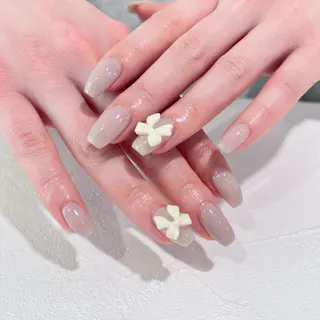 ネイル 鈴木 里奈のネイルデザイン