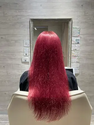 ロング ハイトーン ／ レイヤー/吉田陸斗のヘアスタイル