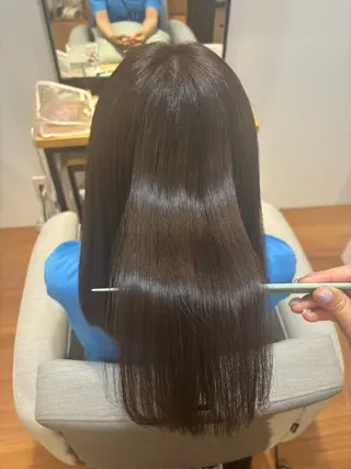 セミロング カラー 齋藤 奈美希のヘアスタイル