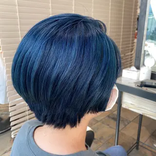 ショート カラー トレンドヘアーに🌈 川村　静香のヘアスタイル