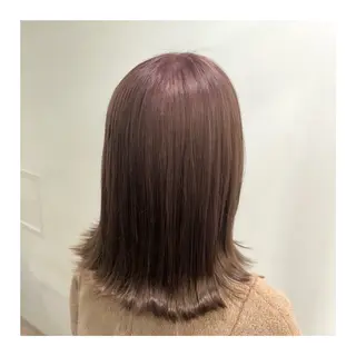 セミロング カラー あべ ゆうかのヘアスタイル