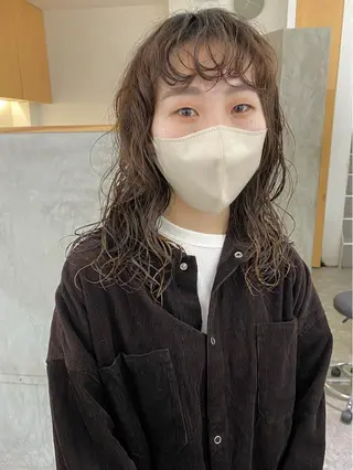 セミロング パーマ 森貴裕/ベージュ/ パーマ/オリーブのヘアスタイル