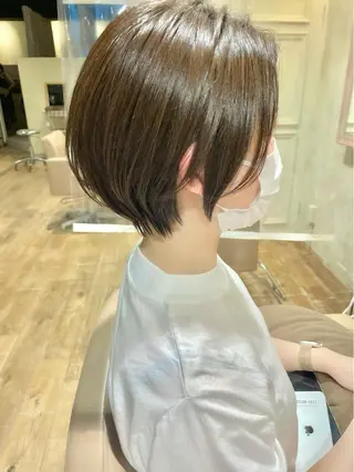 ショート ショート ボブ 梅田 木戸健人のヘアスタイル