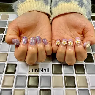 ネイル JuniNail 주니네일🇰🇷suのネイルデザイン